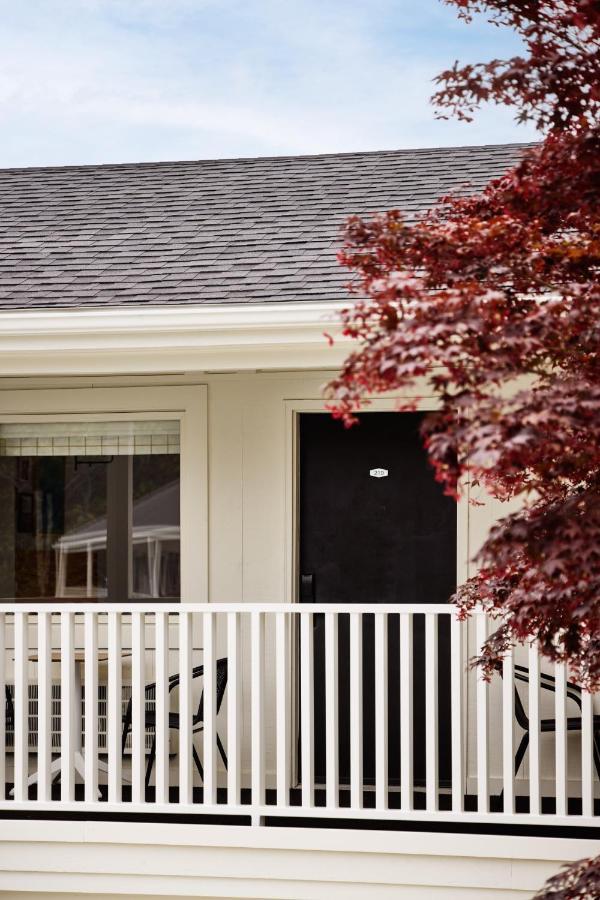 Parker Beach Lodge South Yarmouth Extérieur photo